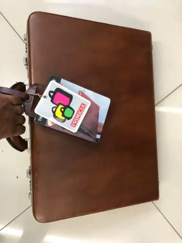 Maleta de Couro Vintage em otimo estado 