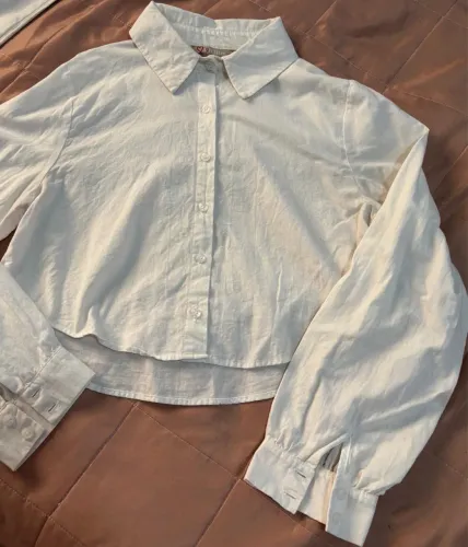 Camisa cropped off white