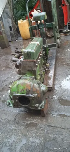 Motor de carro antigo - Peça de Colecionador