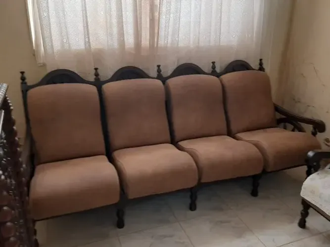 Jogo Classico Sofá antigo 04 Lugares + 02 Individual