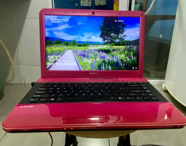 Notebook Sony Vaio i3