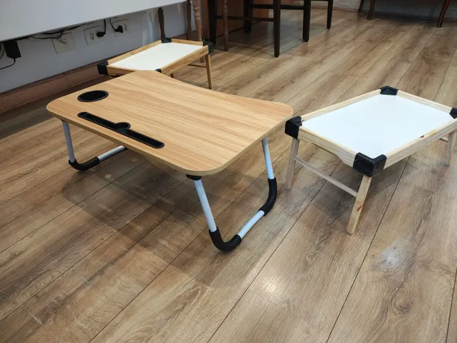 3 bandejas portáteis em madeira