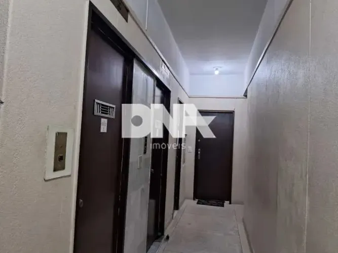 quarto e sala com dependência