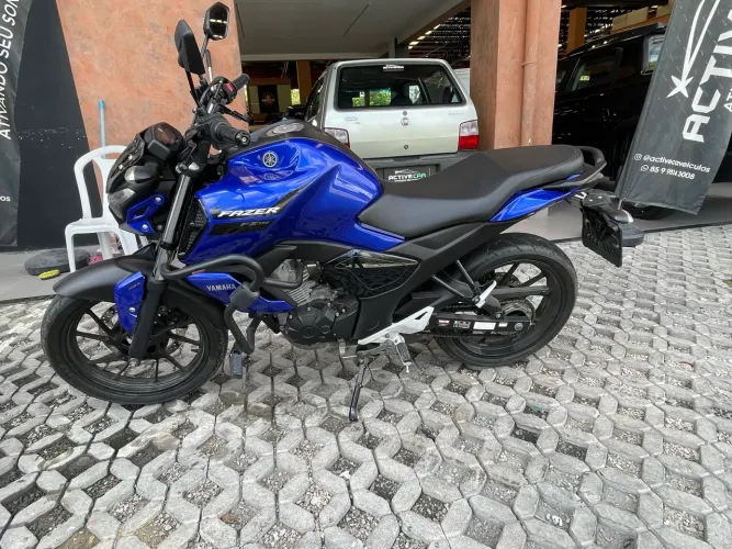 Yamada fazer FZ15  2024 com apenas 8 mil rodados 