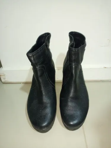 Bota de couro preta Bottero