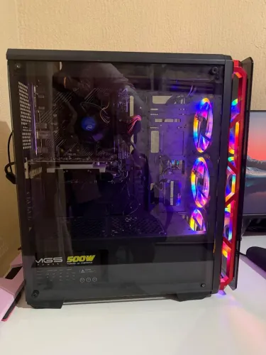 PC GAMER 