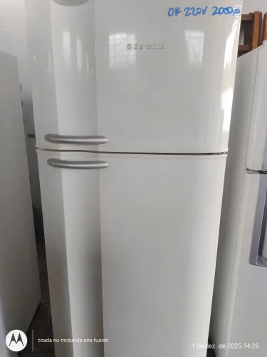 REFRIGERADOR ELECTROLUX DC48 220V