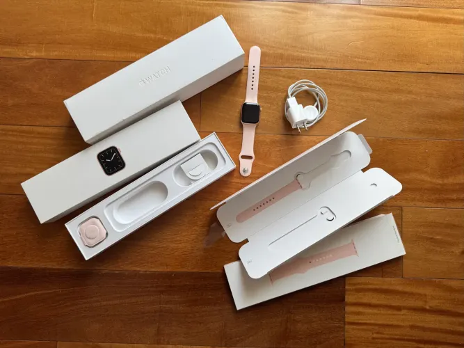 Apple Watch Series 5 Rosa