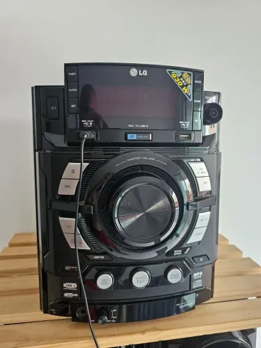 Mini HI-FI SYSTEM LG 930W RMS troco por violão 