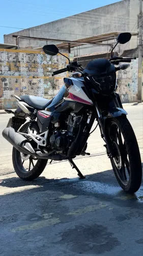 Titan 160 ano 2025 km 1.500 doc ok