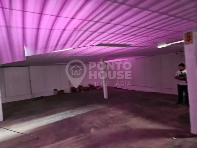 Galpão à venda e locação, 650 m², no bairro Jabaquara