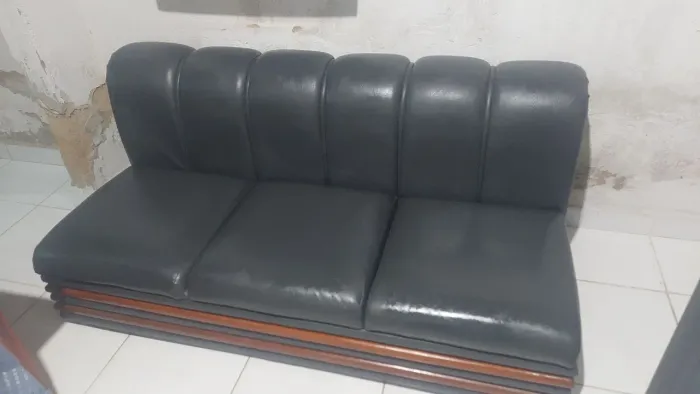 Vendo Sofá 3 Lugares 