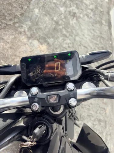 Cb 300f 2025