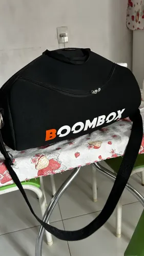 Boombox 3 semi nova 