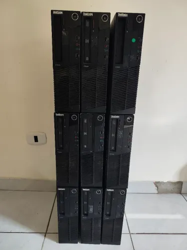 Lote 9 CPU i5 Lenovo ThinkCentre 4GB memória ram HD variável. 