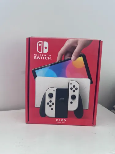 Nintendo Switch OLED Semi Novo