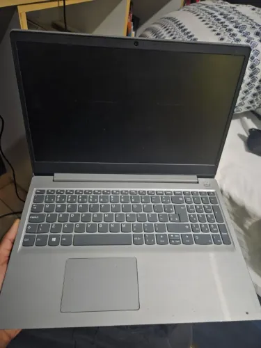 Vende se notebook