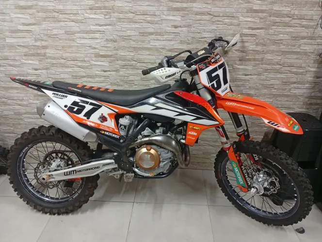 Vendo ou troco por moto de rua ou off road mais barata ou troca por moto de rua 