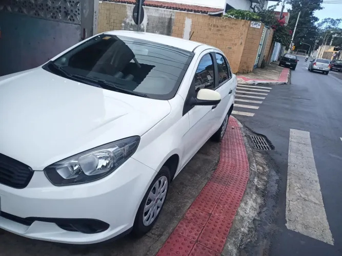 Fiat Grand Siena 1.4 EVO Flex 8V 4P 2021
