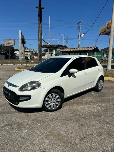 Fiat Punto Attractive 1.4 Fire Flex 8V 5P 2014
