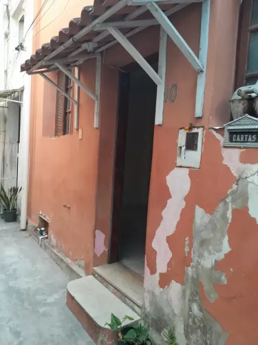 Casa sobrado no centro