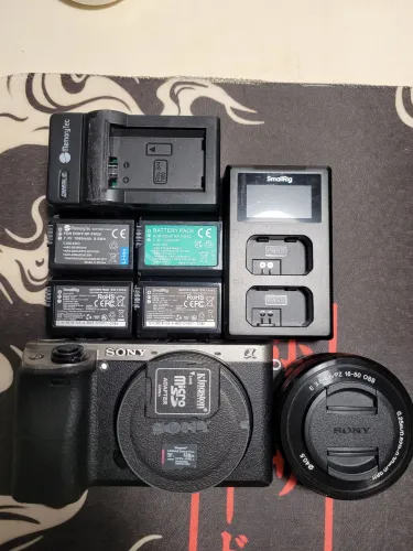 Câmera Sony A6300 4k + Lente Sony 16-55mm + 4 baterias + Cartão 128gb + 2 carregador