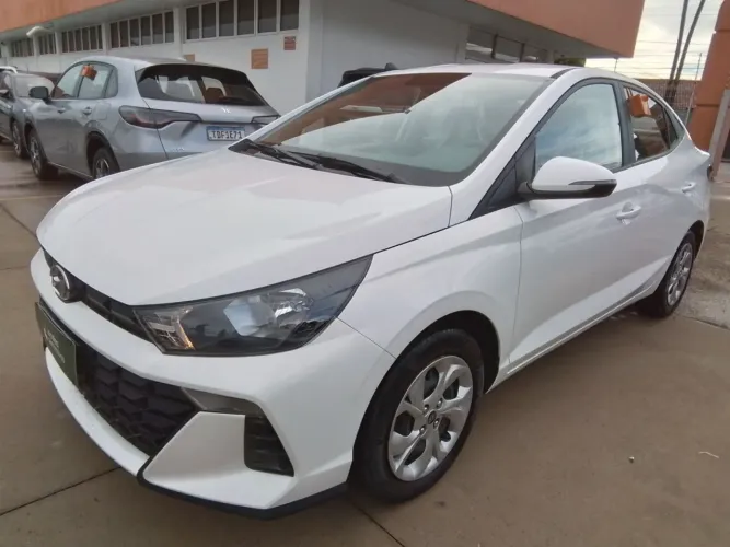 Hyundai HB20S Comfort Plus 1.0 TB Flex 12V Mec. 2025