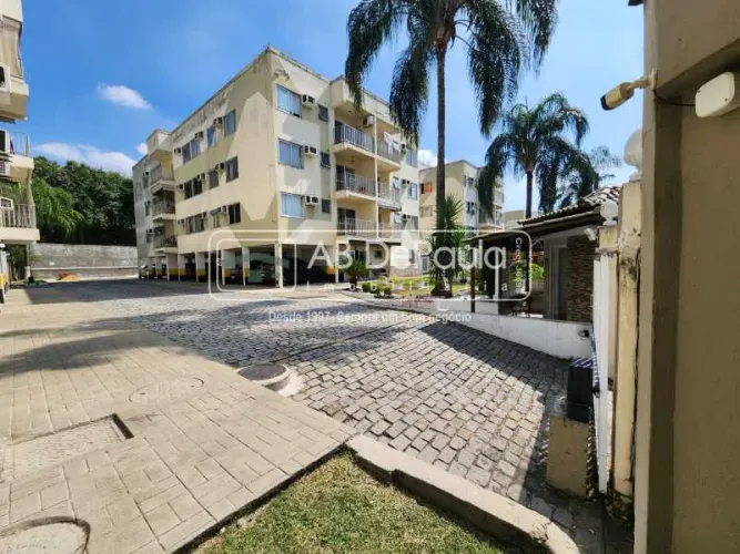 VENDE EM SULACAP - CONDOMÍNIO TOGO RENAN SOARES - EXCELENTE APARTAMENTO 02 dormitórios e v