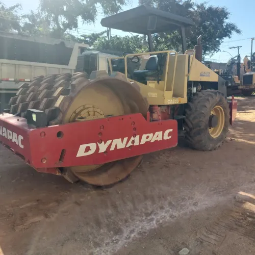 ROLO COMPACTADOR DYNAPAC CA250