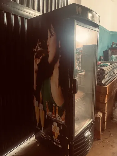 Cervejeira grande Meralfrio