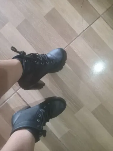 Bota contorno tratora 