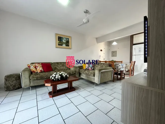 Apartamento com 2 dormitórios 50m da praia de Bombas para 6 pessoas