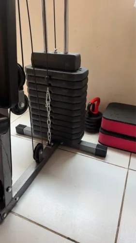 Estação de musculação 80kg novo 