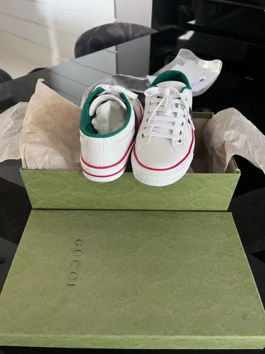 Tênis Gucci