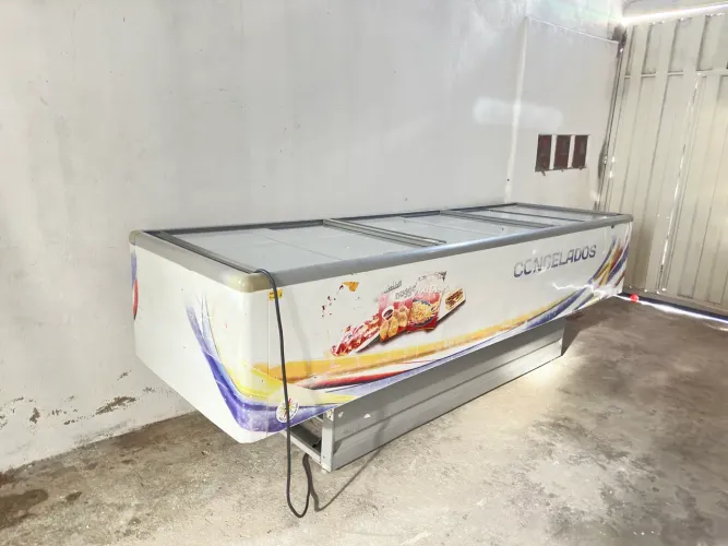 Freezer horizontal (ilha)