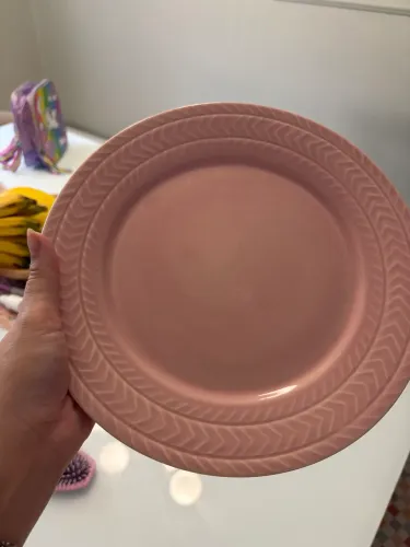 6 pratos rosa com relevo
