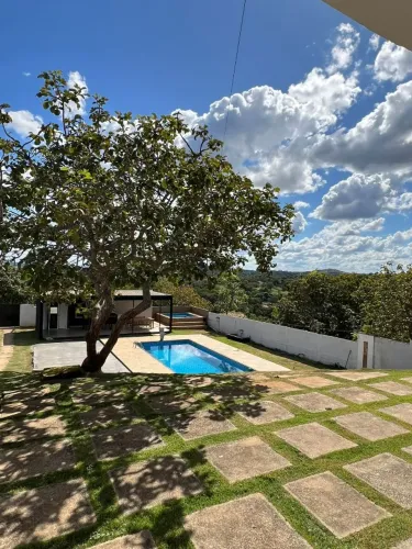 Sitio de 3 quartos com piscina em condominio fechado, canto da siriema 1000 m²