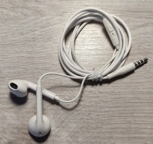 Fone de Ouvido c/ Fio