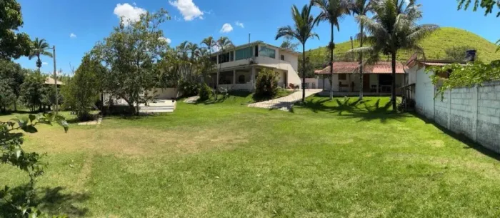 Chácara linda !!! 1600m2