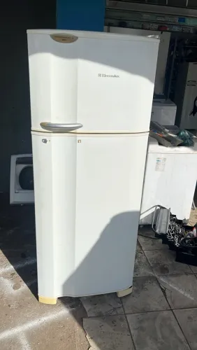 Geladeira Eletrolux duplex