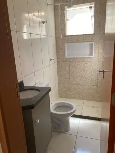 Alugo casa em condomínio fechado valor já incluso o condomínio 