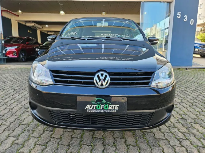 Volkswagen Fox 1.6 MI Total Flex 8V 5P 2013