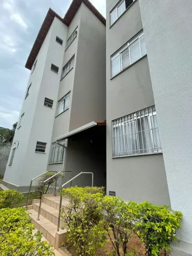 Aluguel: Apto 2 Quartos com Armários e 1 Vaga no Santa Amélia Pampulha!