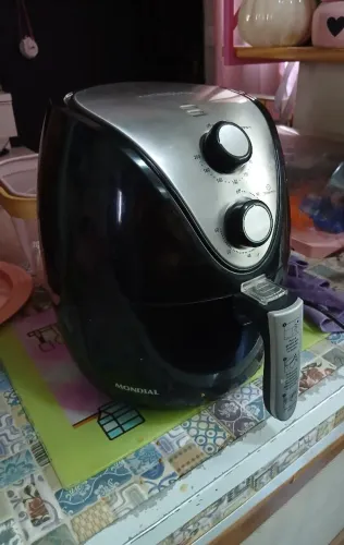 Air fryer mondial em ótimo estado