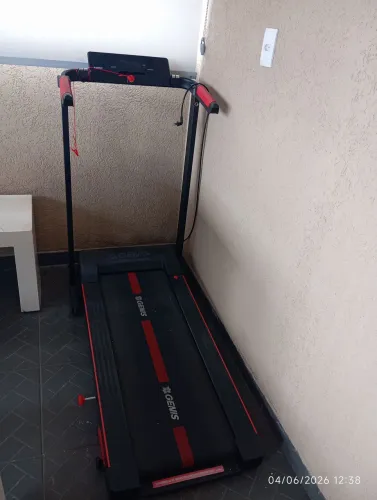 Esteira de fazer exercícios 