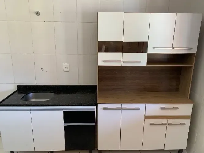 Armário de cozinha, pia e gabinete