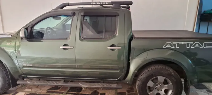 Nissan Frontier LE Attack CD 4X4 2.5 TB Die.aut 2013