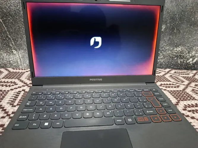 Notebook Positivo Vision C14