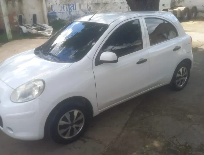 Nissan March 1.0 16V Flex Fuel 5P 2015