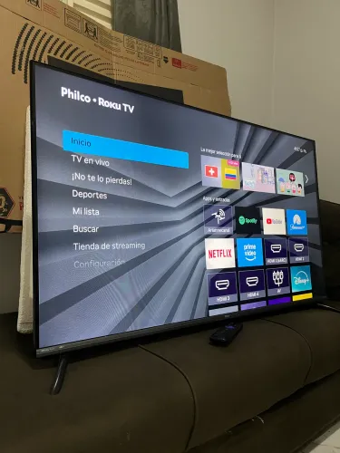 Tv philco 50" Roku 4K nova. Entrego